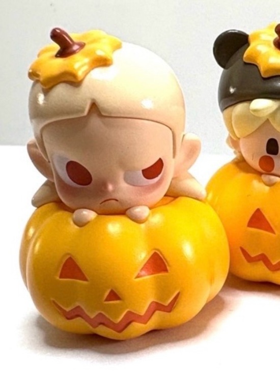 POP MART Other - Zsiga Halloween Pop Bean. 🎃